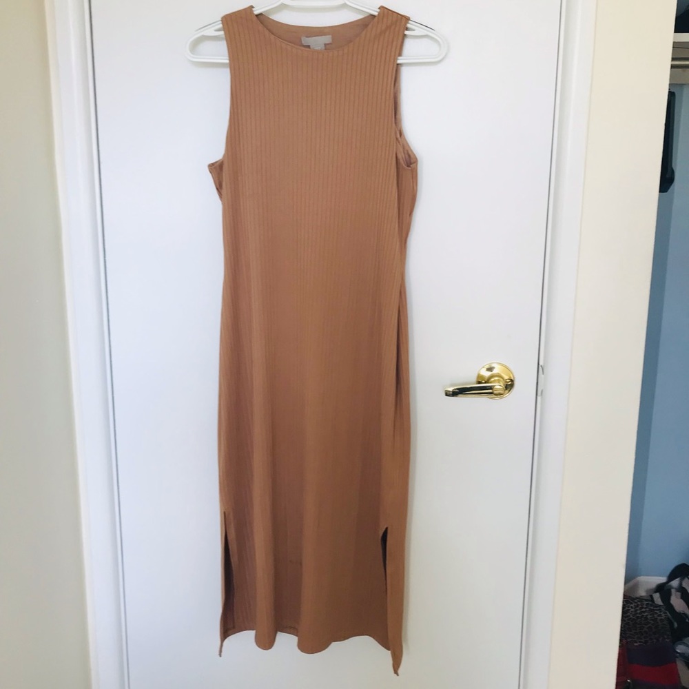 H and M Sleeveless MIDI Dress